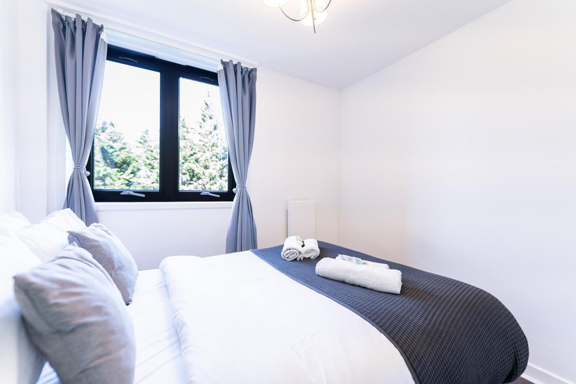 Luxury 3 Bedroom Flat With Balcony In Westbourne Park London Ngoại thất bức ảnh