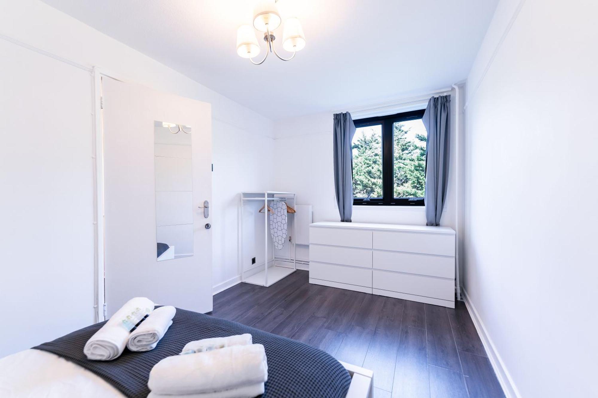 Luxury 3 Bedroom Flat With Balcony In Westbourne Park London Ngoại thất bức ảnh