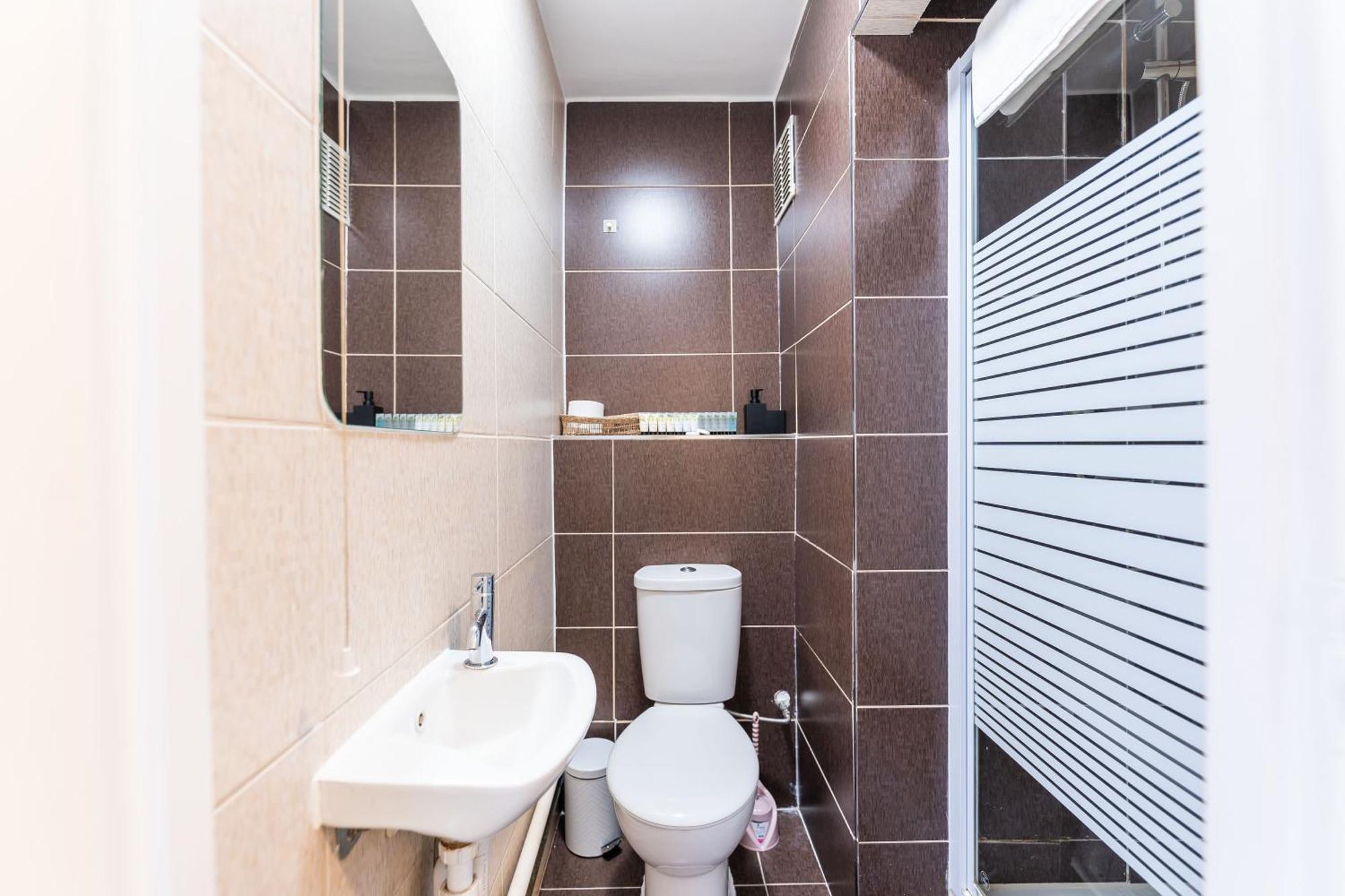 Luxury 3 Bedroom Flat With Balcony In Westbourne Park London Ngoại thất bức ảnh